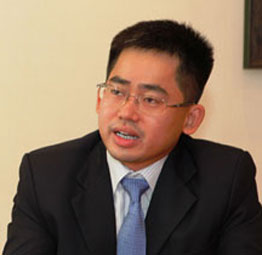 Ông Phạm Hồng Hải, giám đốc tiền tệ và thị trường vốn của ngân hàng HSBC Việt Nam